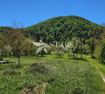 Gorski kotar, Iševnica – privatni raj u Kupskoj dolini, dvije kuće na 3022 m² - cover