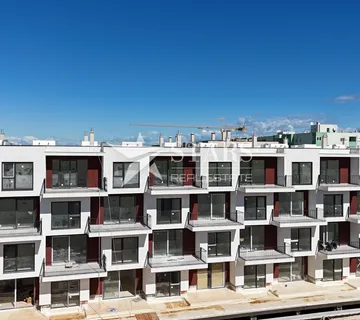 Umag- Novogradnja u Umagu – 1S+DB stan - cover