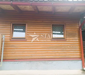 Moravice - Dvosobni stan s garažom, vrtom i legaliziranom kućicom - cover