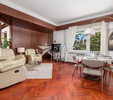 Rijeka, Bulevard - stan 81 m2 sa balkonom i pogledom na more - cover