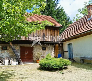 Vrbovsko - Na prodaju starije imanje s potencijalom  - cover