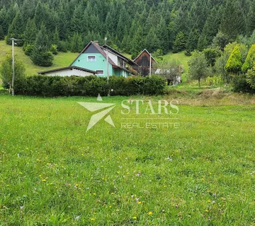 Tršće - građevinski teren u vikend naselju 614 m2 - cover