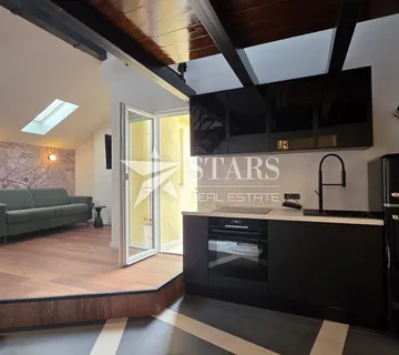 Rijeka, Centar - Vrhunski uređen stan, galerija, balkon - cover