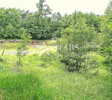 Saršoni, građevinsko zemljište 1982 m2 - za dvije kuće  - cover