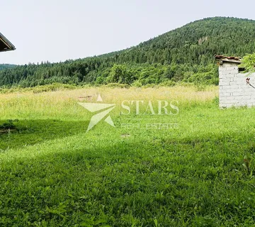 Saborsko , Lička Jesenica - Prizemnica s okućnicom - cover