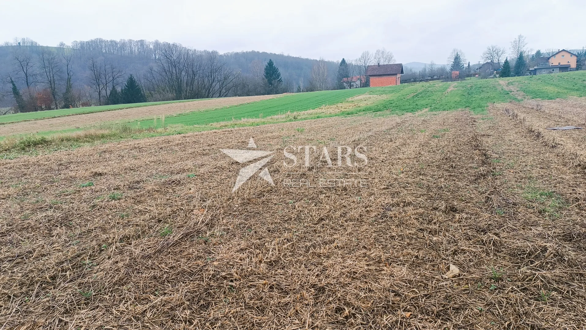 Barilović - Zemljište u građevnoj zoni 2 485 m2 - cover