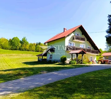 Vrbovsko - Predivna kuća s gospodarskom zgradom i prostranom okućnicom  - cover