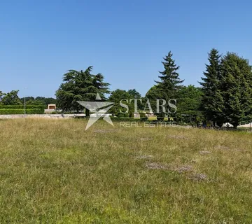 Istra, Tinjan - Građevinsko zemljište 7.195 m², M1 zona - cover