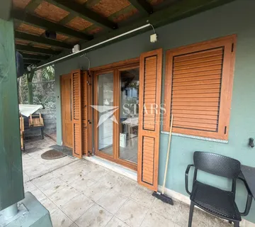 Opatija, Centar - prizemnica u zelenoj oazi - cover