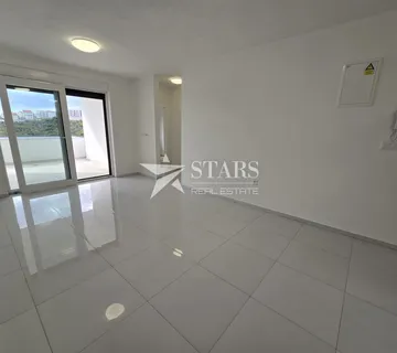 Novi Vinodolski – Moderan 2S+DB stan S5 s pogledom na more