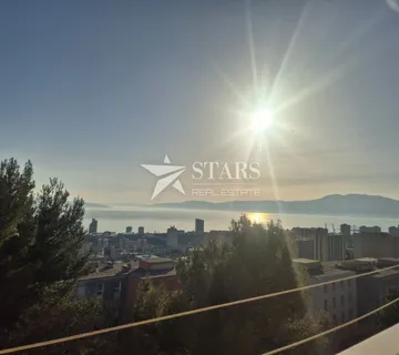 Rijeka, Gornja Vežica, 3SKL, loggia - cover