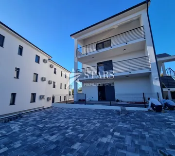 Otok Krk , Čižići 2S+DB stan u novogradnji - cover