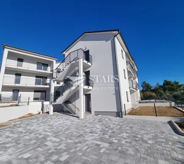 Otok Krk , Čižići 2S+DB stan u novogradnji - cover