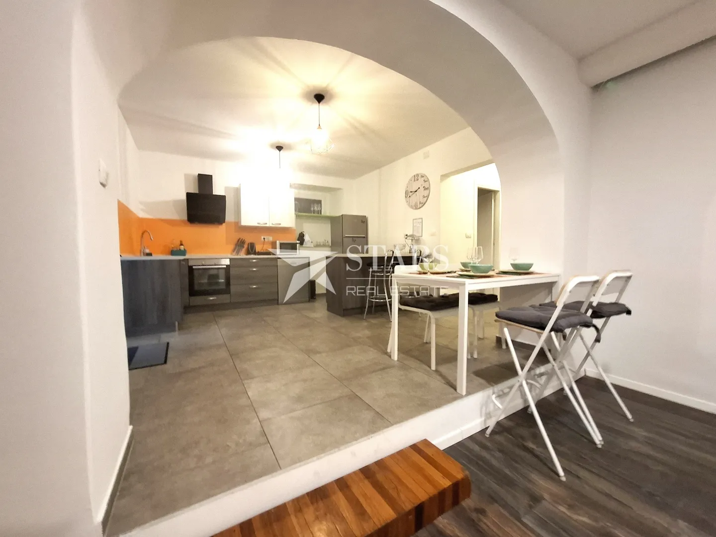 Opatija, centar prostrani stan u mirnoj ulici - cover