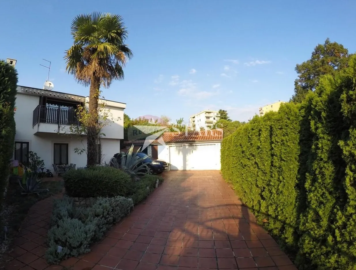 Donji Zamet, Rijeka - Prostrana obiteljska kuća s vrtom, konobom i garažom - cover