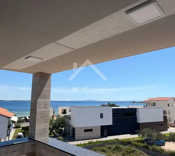Dvosobni apartman, pogled na more - Vir