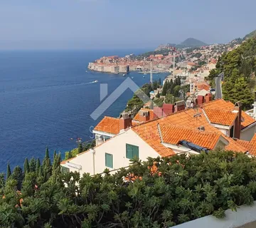 TOP**Dva stana u jednom sa POGLEDOM NA STARI GRAD - Dubrovnik - cover