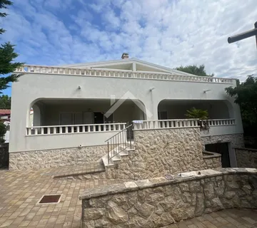 Kuća, 1.red do mora sa 1842m2 okućnice - Vir - cover