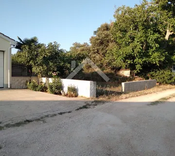 Građevinsko zemljište 747m2 - Zaton - Zaton, Nin