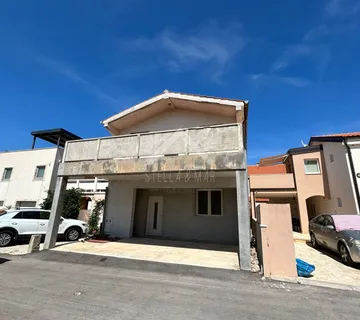 Kuća za adaptaciju, POGLED, LOKACIJA - Vir - cover