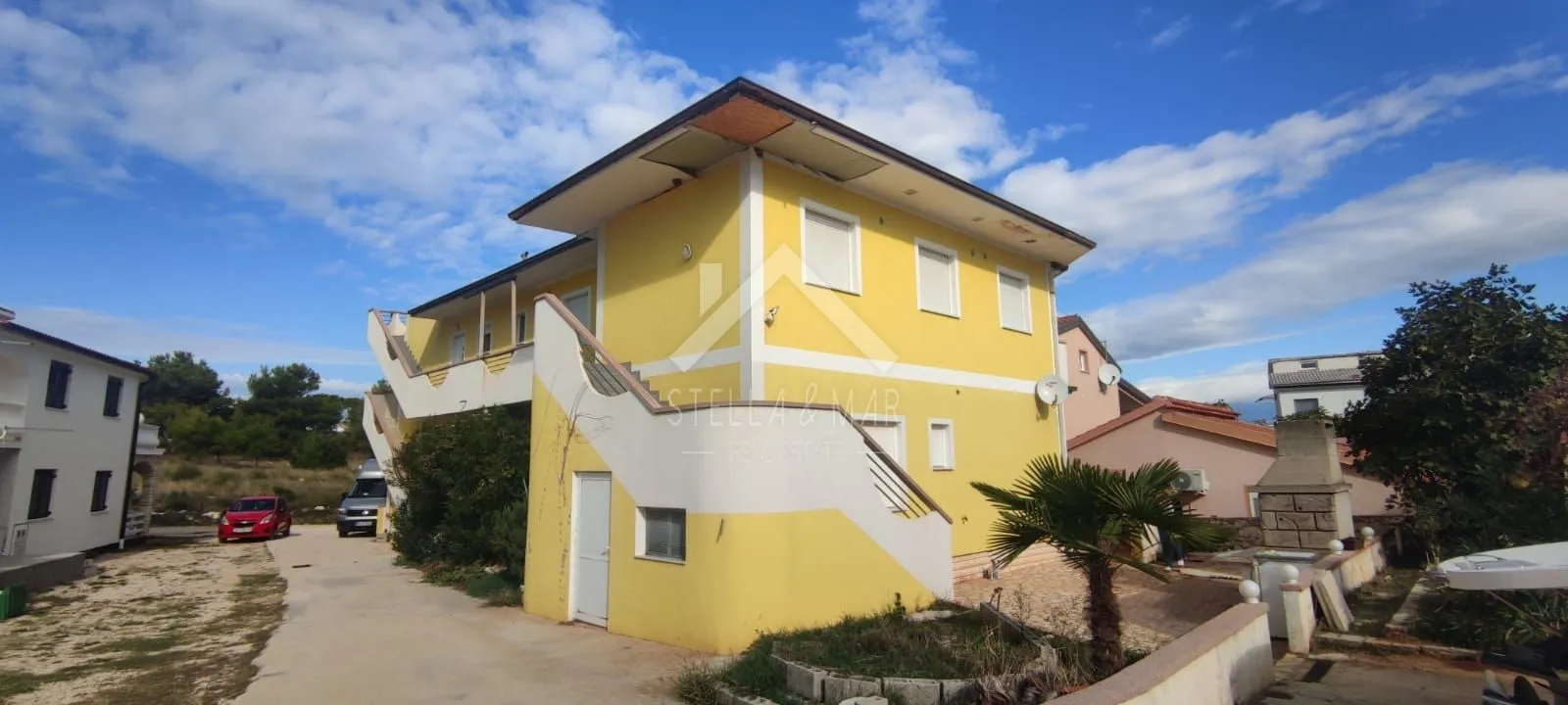 Kuća sa 7 apartmana, prekrasan pogled, 30m do plaže - Vir - cover