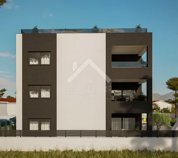 Apartman u Novogradnji sa vrtom - Vir - cover