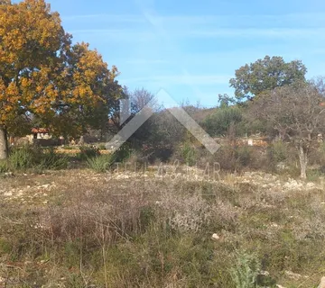 Građevinsko zemljište 657m2 - Donja Slivnica - Slivnica, Posedarje