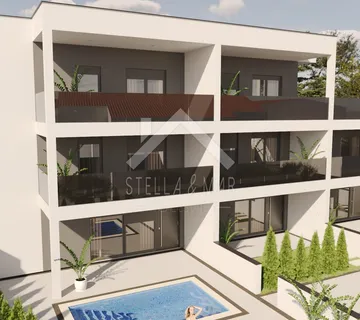 Troetažni apartman sa bazenom - Vir, Centar