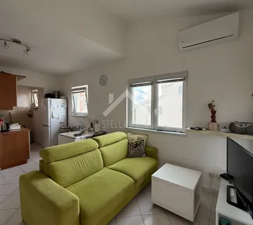 Trosobni apartman, južna strana - Vir