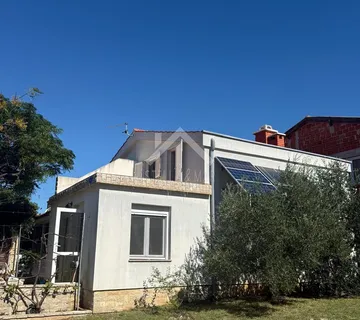 Dvojna kuća, mirna lokacija - Vir - cover