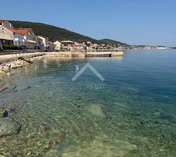 Obiteljska kuća, pogled na more - Kali - cover
