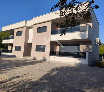 Dvosoban apartman, blizina mora - Vir - cover
