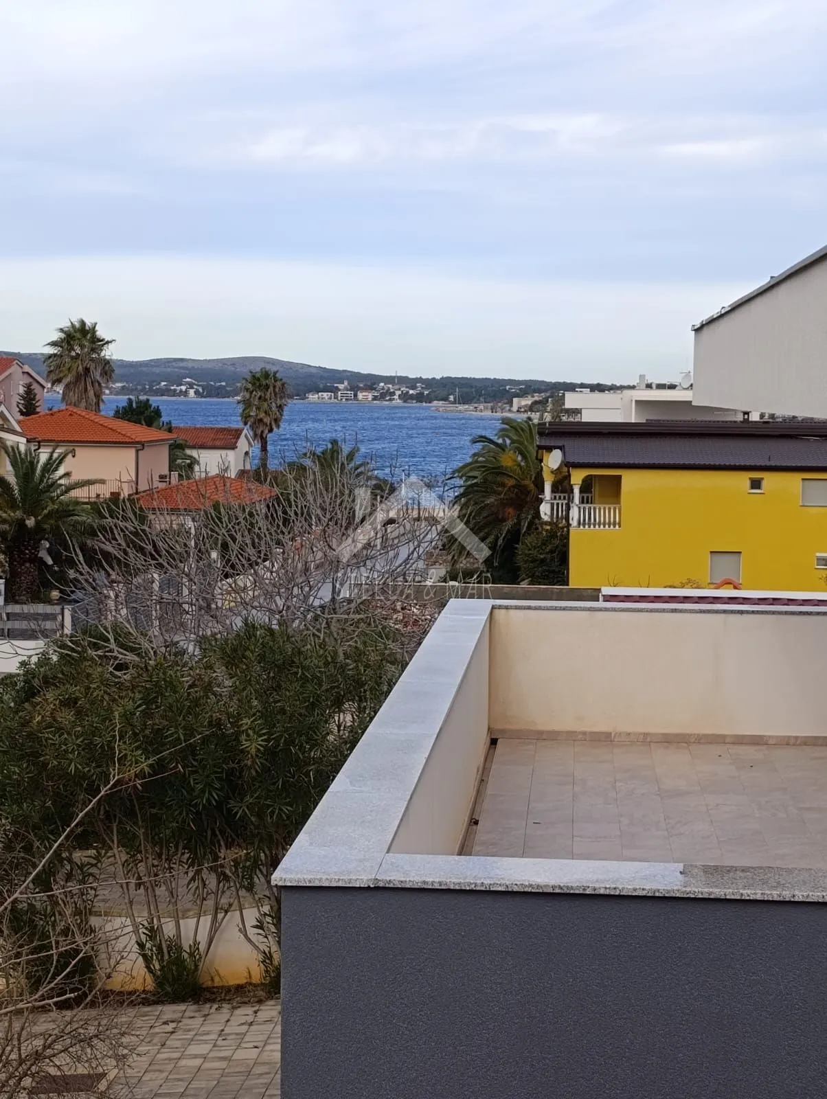 Dvosobni apartman, pogled na more - Vir  - cover