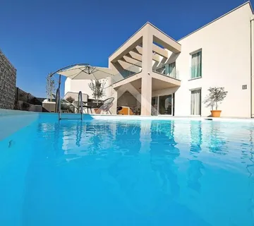 Predivna VILLA sa bazenom i jacuzzijem - Zaton, Nin - cover
