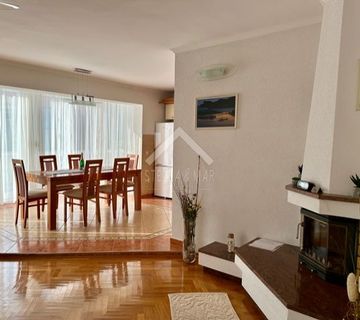 Kuća sa 4 apartmana i bazenom, 80m do mora - Kožino  - cover