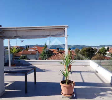 Predivna vila na atraktivnoj lokaciji - Borik, Zadar - cover