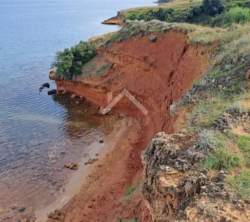 Poljoprivredno zemljište, prvi red do mora - Vir  - cover