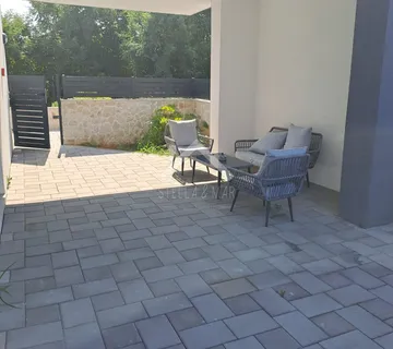 Kuća u nizu novogradnja, pogled na more - Privlaka - cover