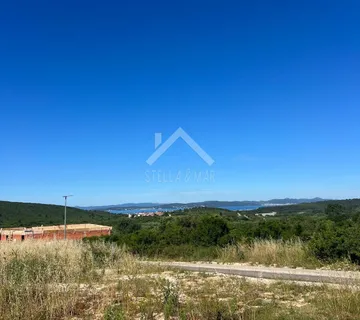 PRILIKA! Građevinsko zemljište sa pogledom na more - Debeljak  - cover