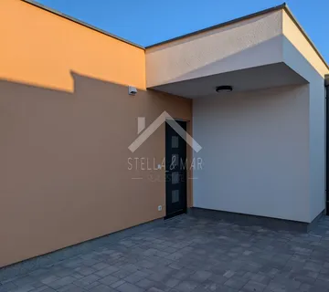 Kuća u nizu - Vir  - cover