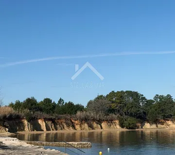 Kuća sa dva apartmana drugi red od mora - Vir  - cover