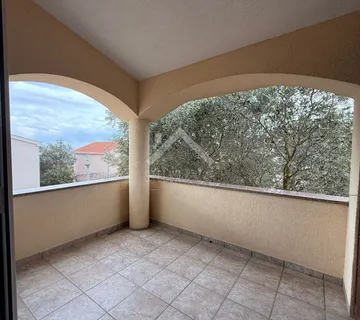 Trosobni apartman, južna strana - Vir - cover