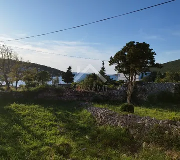 Građevinsko zemljište, drugi red do mora - Ist - cover