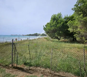 TOP PONUDA!! Građevinsko zemljište 1. red do mora - Vir - cover