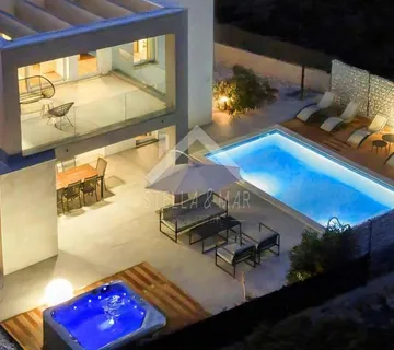 Predivna VILLA sa bazenom i jacuzzijem - Zaton, Nin - cover