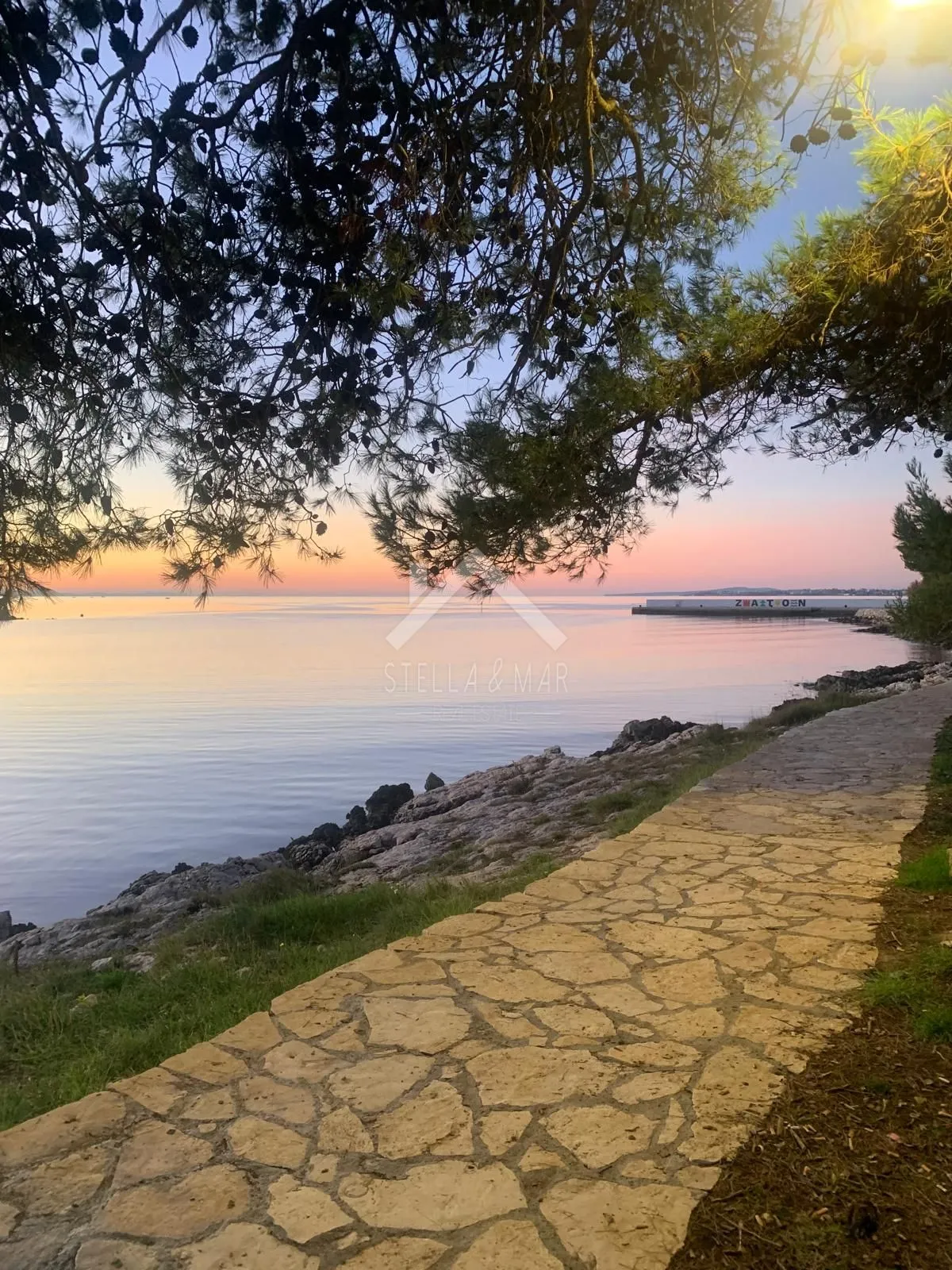 Građevinsko zemljište 550m2 - Zaton, Nin - cover