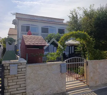 Prekrasna kuća 90m od mora - Vrsi - cover