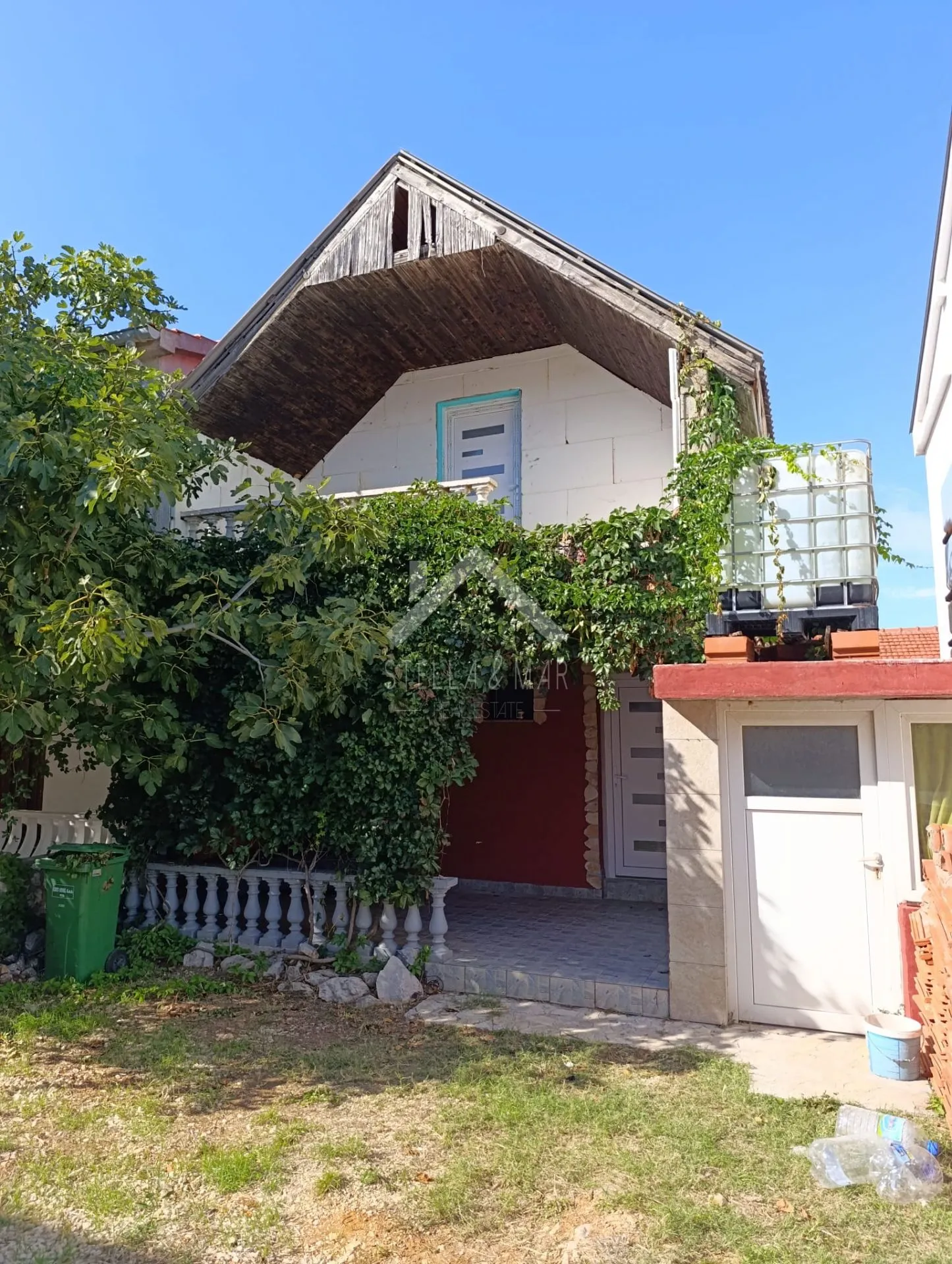 Obiteljska kuća za adaptaciju, blizina mora  - Vir  - cover