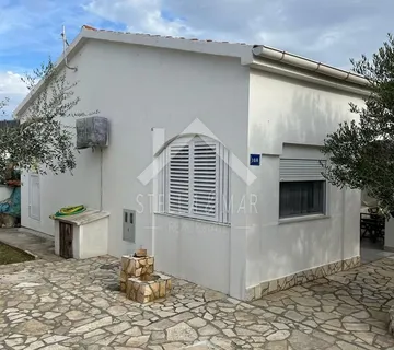 Prizemnica 250m do mora - Vir - cover