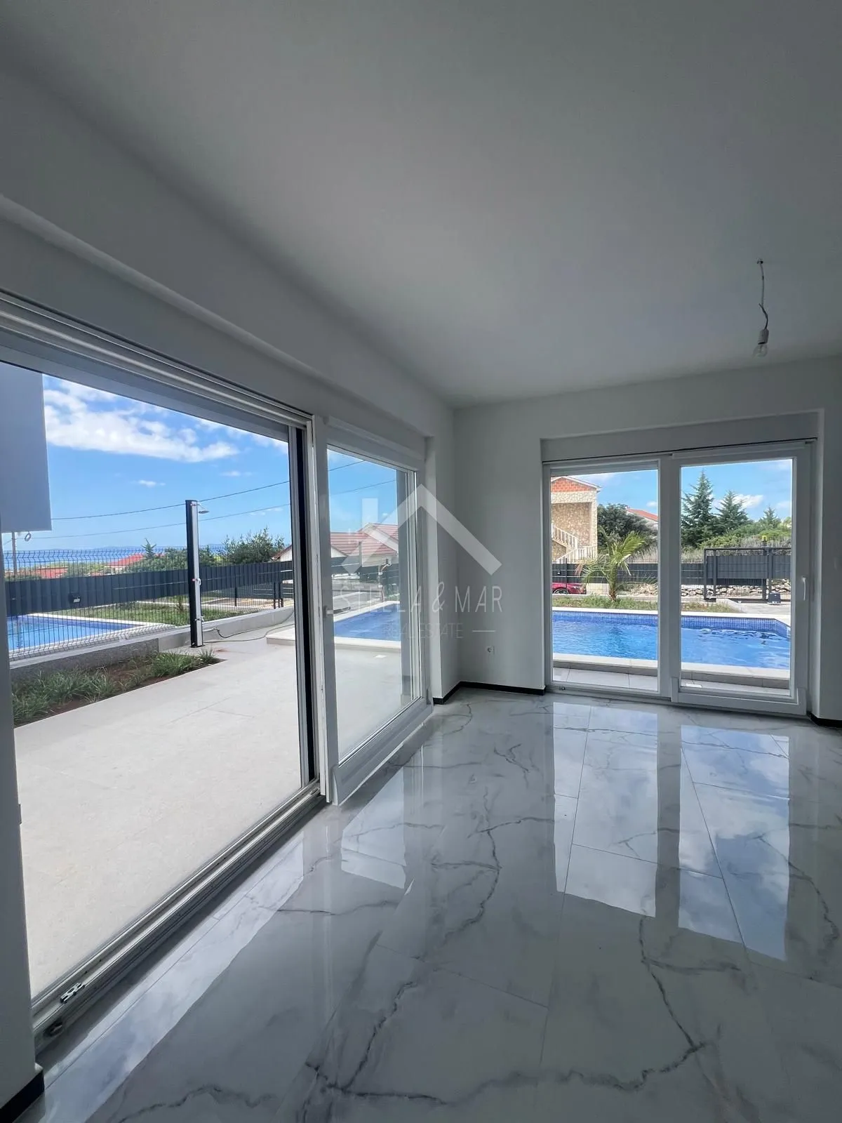 Villa sa bazenom, NOVOGRADNJA!   - Vir  - cover